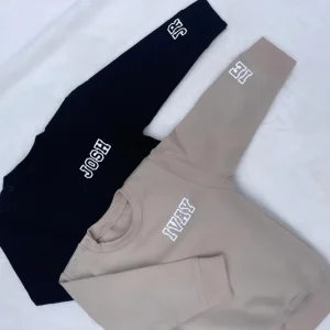 Sweater met naam en initialen