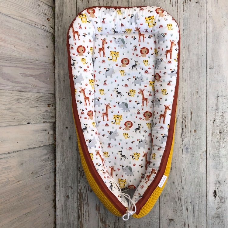 Poppennestje met dekentje jungle dieren okergeel - Afbeelding 8